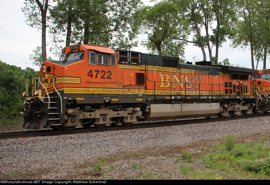 BNSF 4722